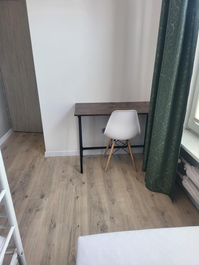 Rooms4Rest Wiertnicza - Private Rooms For Tourists - Atr Consulting Sp, Z O,O, Warsaw Ngoại thất bức ảnh