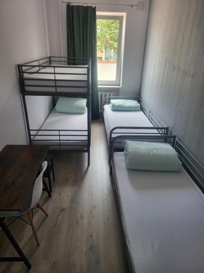 Rooms4Rest Wiertnicza - Private Rooms For Tourists - Atr Consulting Sp, Z O,O, Warsaw Ngoại thất bức ảnh