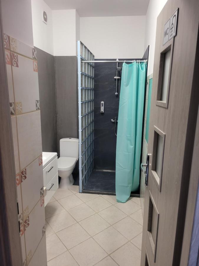 Rooms4Rest Wiertnicza - Private Rooms For Tourists - Atr Consulting Sp, Z O,O, Warsaw Ngoại thất bức ảnh