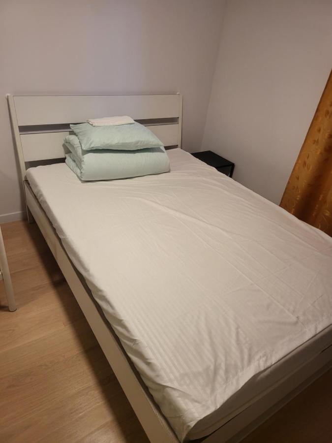 Rooms4Rest Wiertnicza - Private Rooms For Tourists - Atr Consulting Sp, Z O,O, Warsaw Ngoại thất bức ảnh