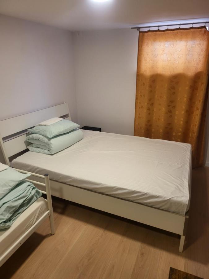 Rooms4Rest Wiertnicza - Private Rooms For Tourists - Atr Consulting Sp, Z O,O, Warsaw Ngoại thất bức ảnh