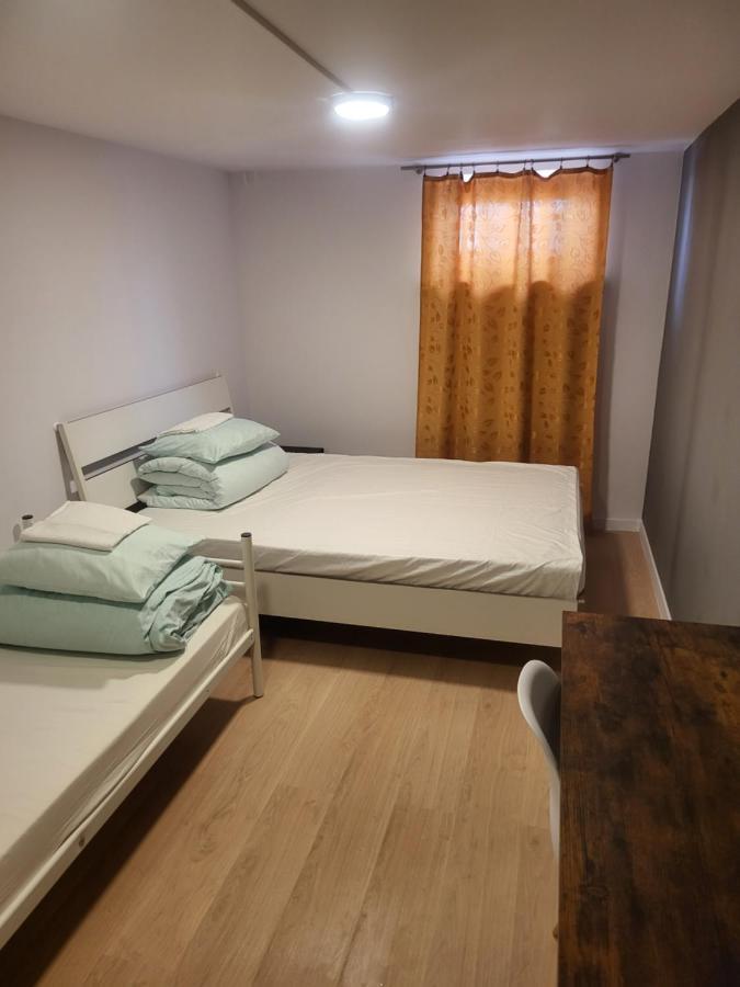 Rooms4Rest Wiertnicza - Private Rooms For Tourists - Atr Consulting Sp, Z O,O, Warsaw Ngoại thất bức ảnh